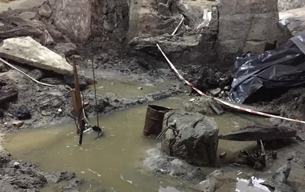 Раскопками на Почтовой площади в Киеве займутся новые археологи