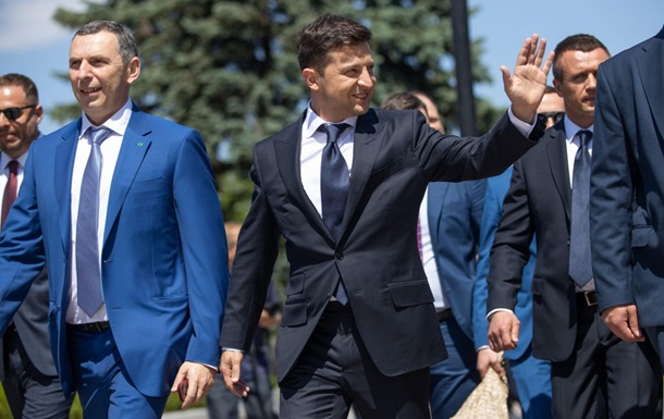 Руководство Рады проводит встречу с Зеленским
