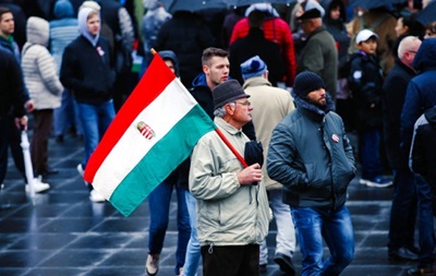 Румынские венгры попросили ООН защитить венгров Закарпатья