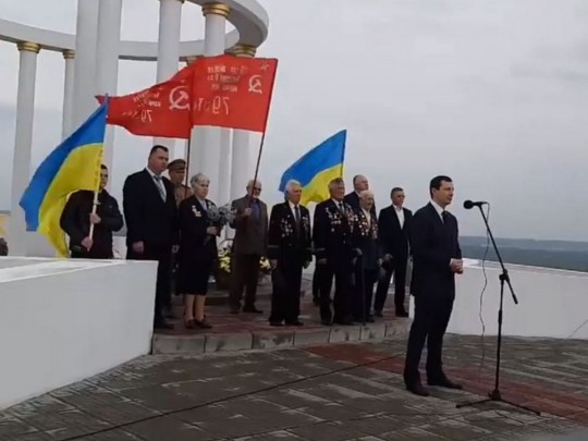 СБУ спит?: сеть возмутило выступление нардепа Дунаева перед ветеранами в Лисичанске (видео)