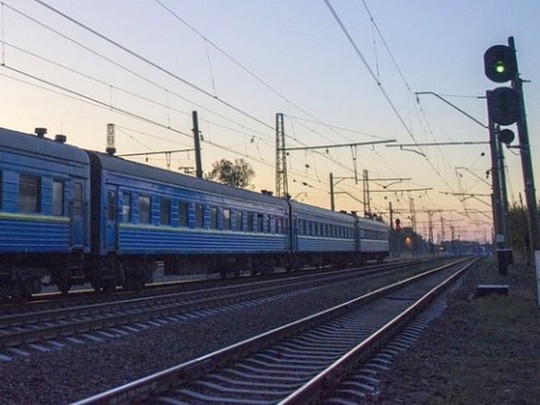 Школьника ударило током на крыше электрички в Киеве: выяснились детали ЧП