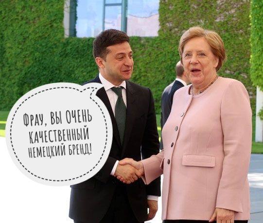 Смешные мемы недели: брендированные украинские женщины и неожиданный магнетизм моста Кличко