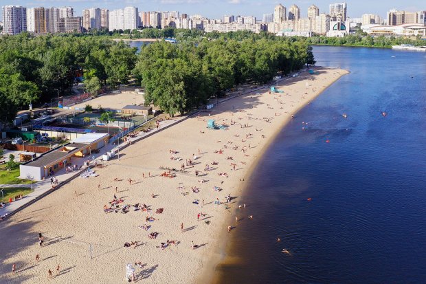 Топ-7 безопасных пляжей Киева, где можно купаться летом: видео