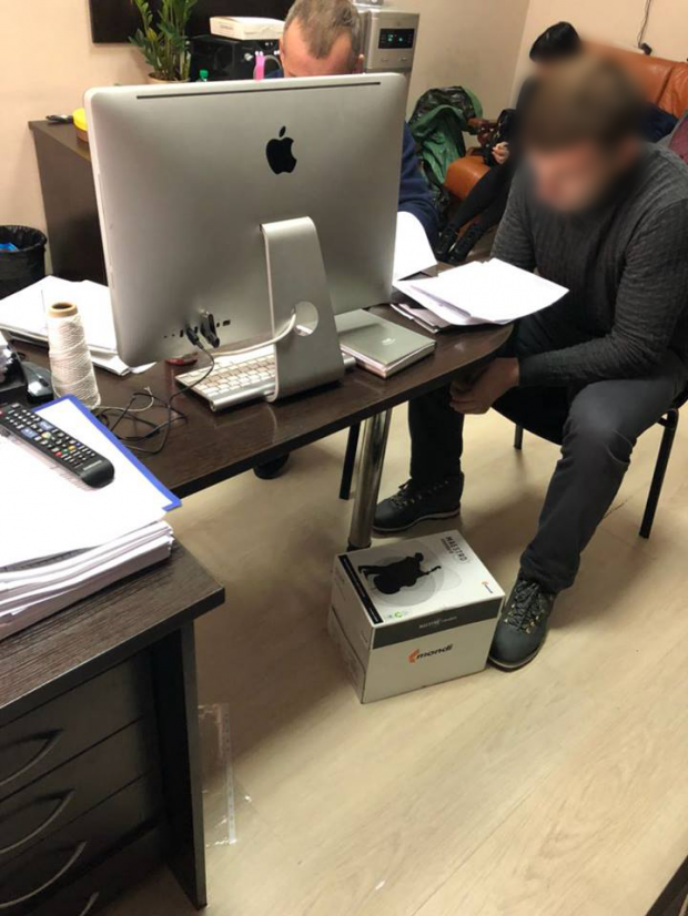 Топ-менеджер Ощадбанка осуществлял незаконные сделки, ущерб нанесен на почти 17 миллионов