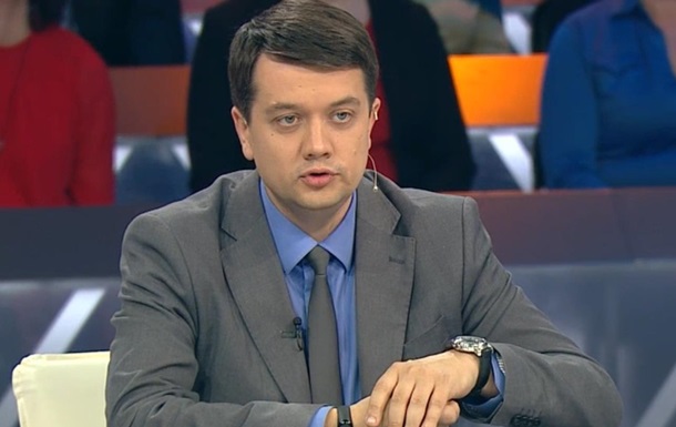 У Зеленского прокомментировали паспортный указ