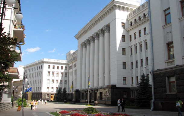 Участники АТО требуют встречи с Зеленским под АП