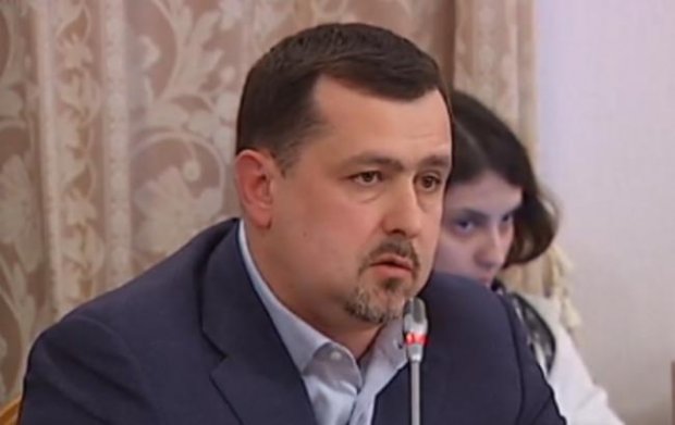 Українці в очікуванні: про що мовчить Порошенко