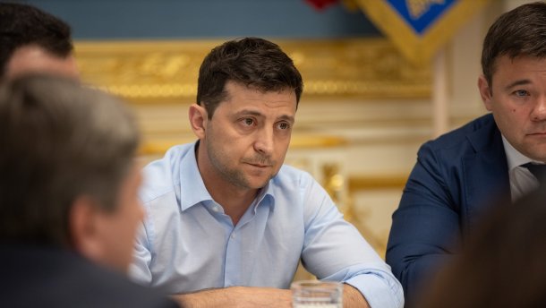 Украине пора выбирать – реальная политика или ритуальные хороводы