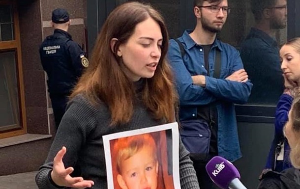Украли ребенка. Скандал с посольством ДанииСюжет