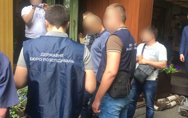 В Чернигове на крупной взятке задержан депутат горсовета