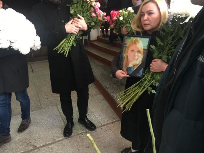 В Херсоне прощаются с Екатериной Гандзюк: появились фото и видео