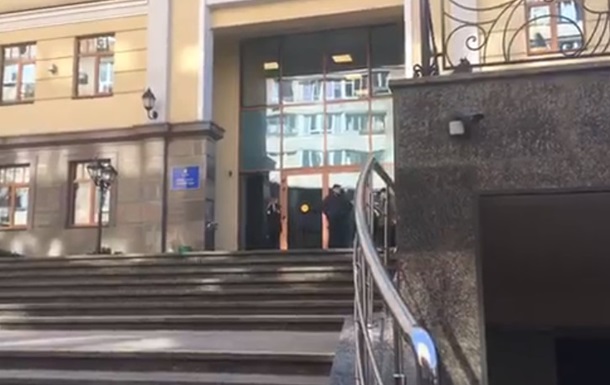 В Киеве эвакуировали Высший совет правосудия