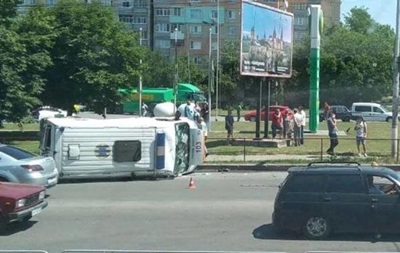 В Кропивницком скорая столкнулась с легковушкой