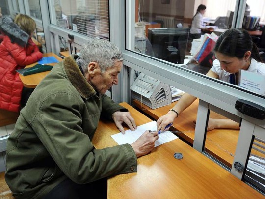 В марте пенсии увеличатся не у всех: кто будет получать по-старому