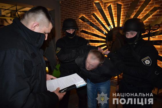 В Николаеве поймали рецидивиста, поставлявшего педофилам подростков (видео)