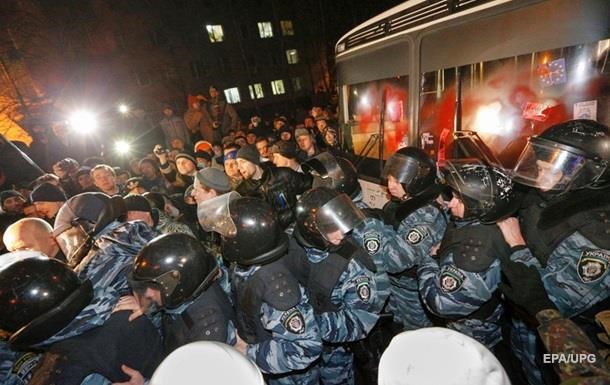 В РФ готовы предоставить гражданство беглым беркутовцам