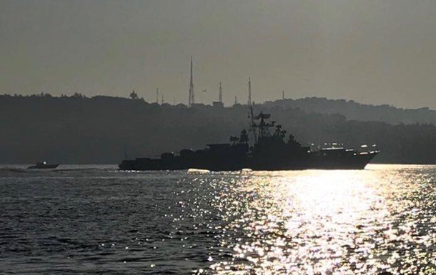 В Средиземное море вошли два боевых корабля России