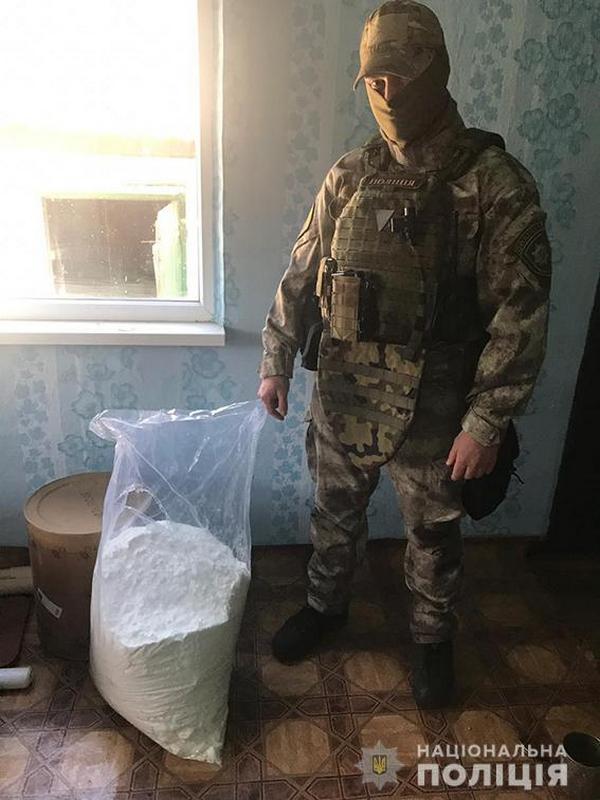 В Украине накрыли крупный наркосиндикат, действовавший в 13 областях (фото)