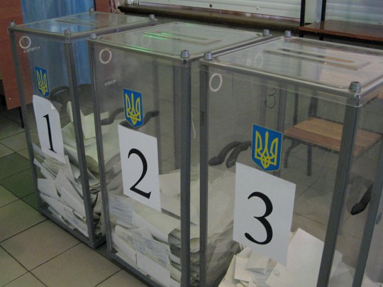 В Украине подсчитывают результаты выборов: как распределились голоса на данный момент