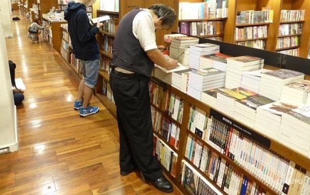 В Украине запретили книгу про викингов и игру Монополию