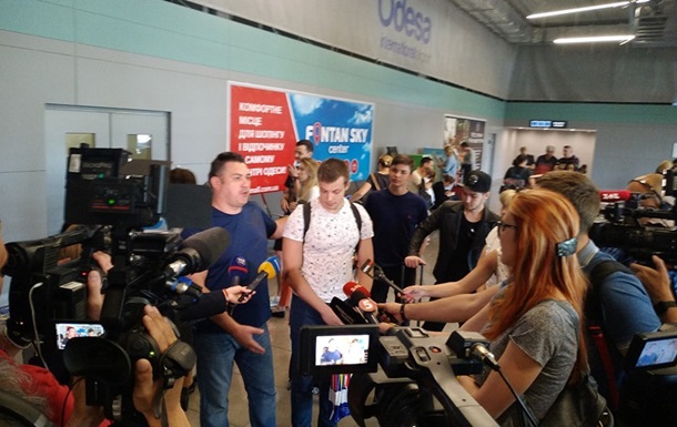 В Украину вернулись моряки с задержанного в Египте танкера