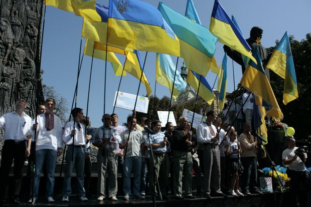 Все для перемоги: як партіям з низьким рейтингом надолужити втрачене