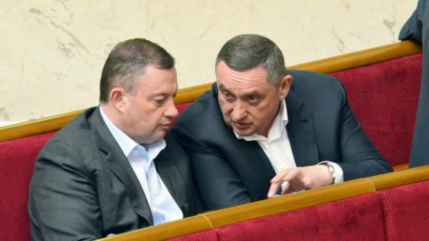 Як нардепи захищають свої незаконні статки