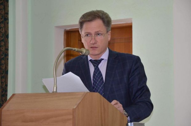 Як при зарплаті в 500 доларів лікарі примудряються мати мільйонні заощадження