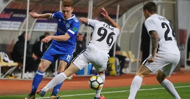 Заря - Динамо 2:3. Онлайн матча Премьер-лигиСюжет