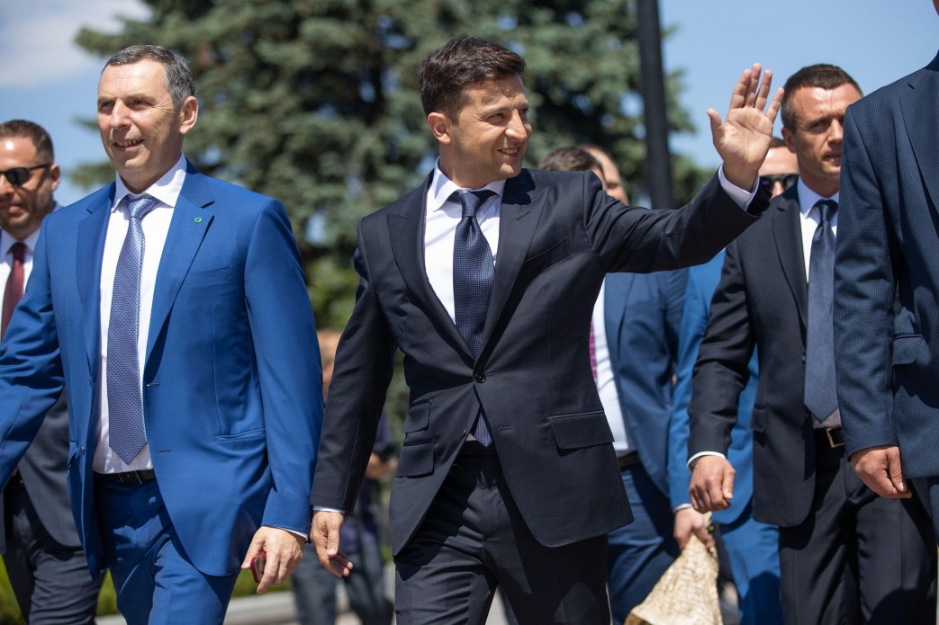 Зеленский проводит первые кадровые назначения: все подробности (обновляется)