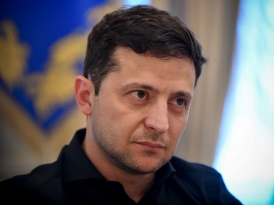 Зеленский уволил 15 губернаторов: кто попал под раздачу