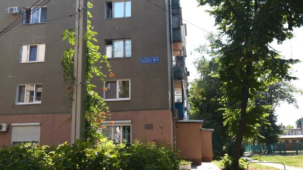 Зворотна декомунізація: як живеться мешканцям вулиць, назви яких постійно змінюють