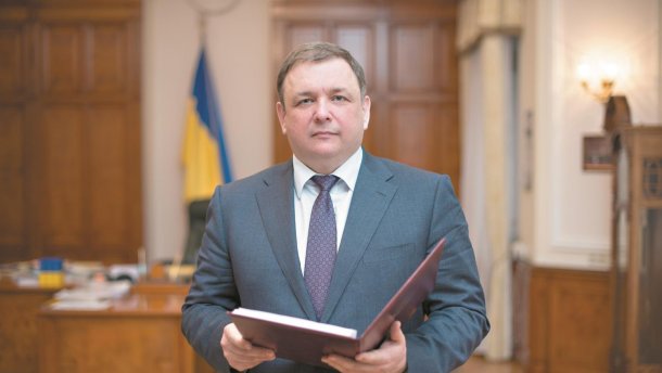 Суд поновив Станіслава Шевчука на посаді голови КСУ Суд поновив Станіслава Шевчука на посаді голови КСУ