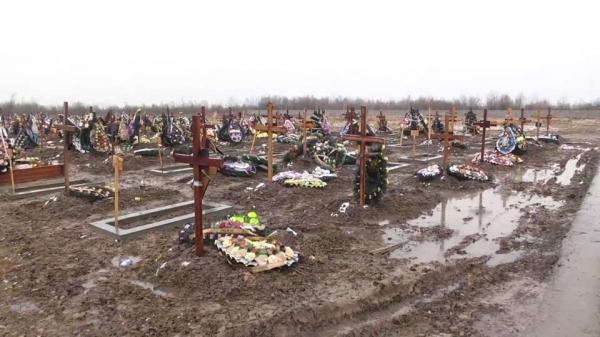 В Ивано-Франковске для умерших от коронавируса не успевают копать могилы
