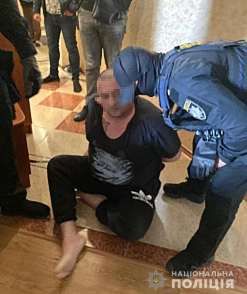 Одесская полиция изловила авторитетного бандита, который сбежал из зала суда 