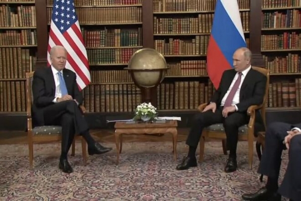 
                                                                        Путин назвал "единственное обязательство" России перед Украиной
                                                                                                                                                                                                                    
