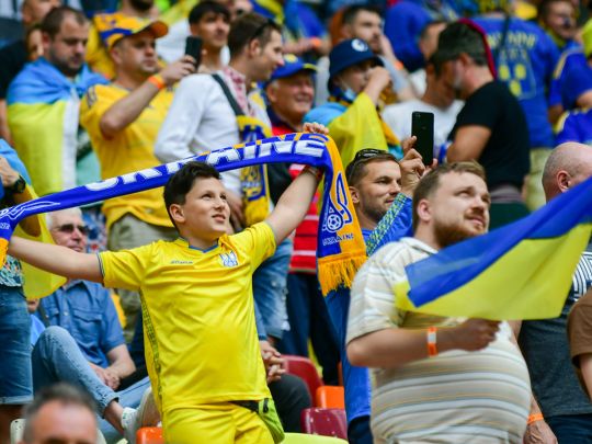 «Покидьки якісь»: російський футбольний чиновник «болісно» відреагував на хіт про Путіна під час матчу Євро-2020