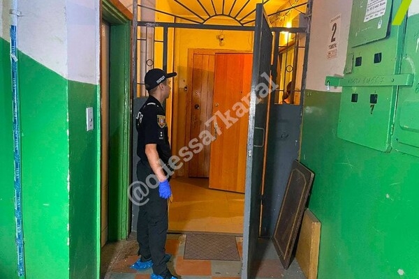 С окровавленными руками: в Одессе задержали подозреваемого в убийстве