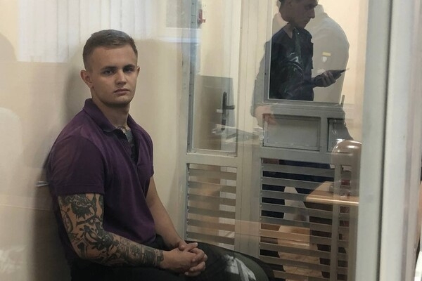 До решения суда: организаторов беспорядков на "Одесса Прайд" отправили под домашний арест