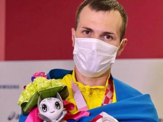 Український віце-чемпіон Паралімпіади відмовився від фото з призерами-росіянами: реакція мережі