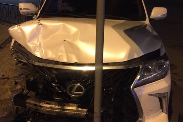 На большой скорости врезался в три авто: на Пересыпи произошло ДТП с пострадавшими