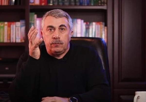 Зависит от возраста: доктор Комаровский рассказал, кому стоит делать третью прививку от коронавируса
