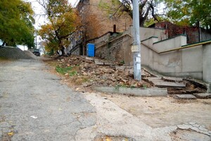 На Молдаванке отремонтируют старинную лестницу: ее признали аварийной