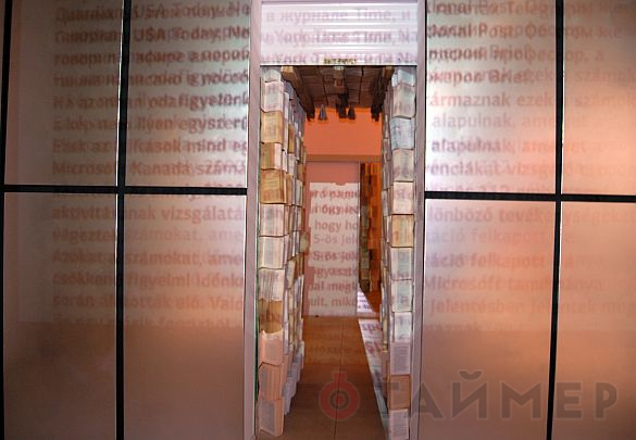 «Кибература»: одесситка превратила старые книги в арт-объекты 
