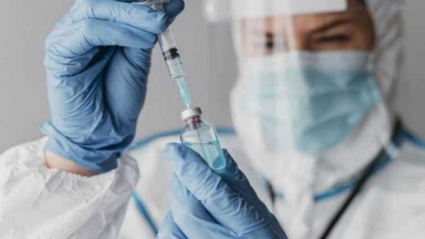 Обязательная вакцинация учителей, как получить справку о противопоказаниях к прививке