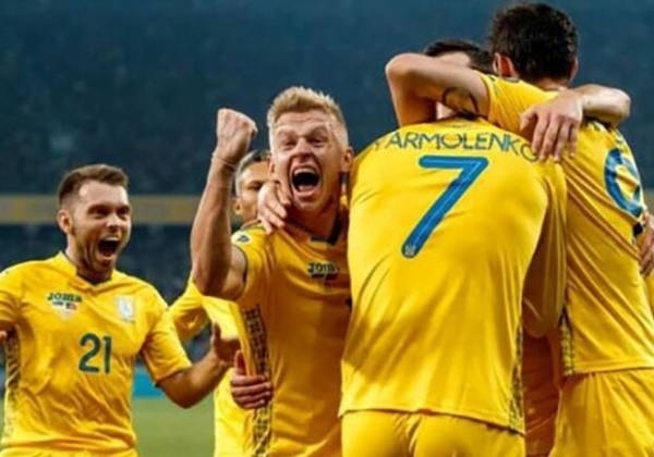 Сборная Украины по футболу поднялась в рейтинге ФИФА