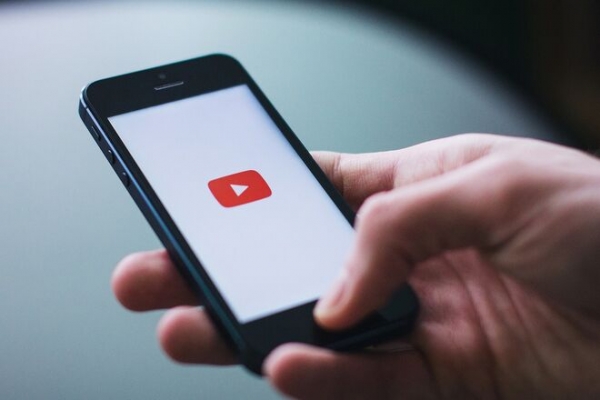 
                                                                        YouTube обновил условия пользования: кого будут блокировать
                                                                                                                                                                                                                    