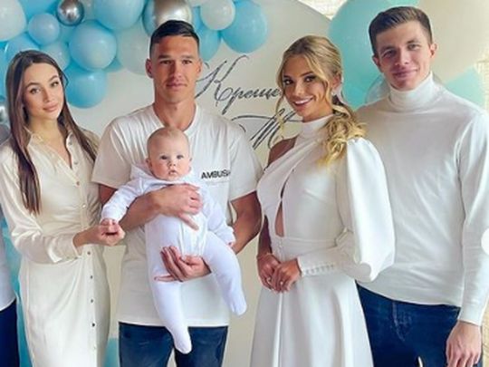 Поріднилися: футболіст «Динамо» та дружина гравця «Шахтаря» стали хрещеними сина лідера «Дніпра-1»