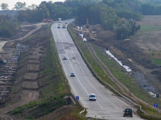 «Велике будівництво» на Хмельниччині відновило трасу Н-03 до сусідніх областей