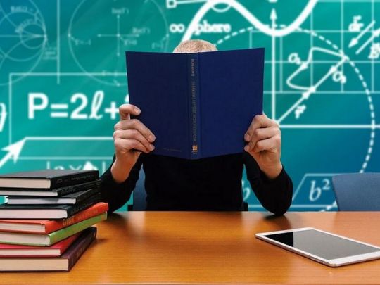 Пенсіонеру на замітку: як підтвердити навчання у виші, що опинився на окупованій території